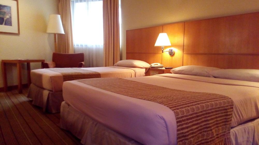 Plaza Grand Hotel Куала Лумпур Екстериор снимка
