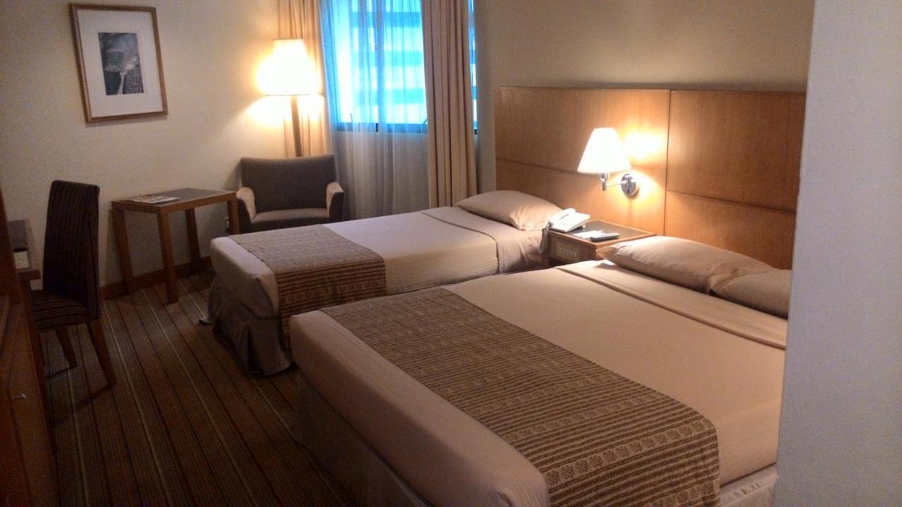 Plaza Grand Hotel Куала Лумпур Екстериор снимка