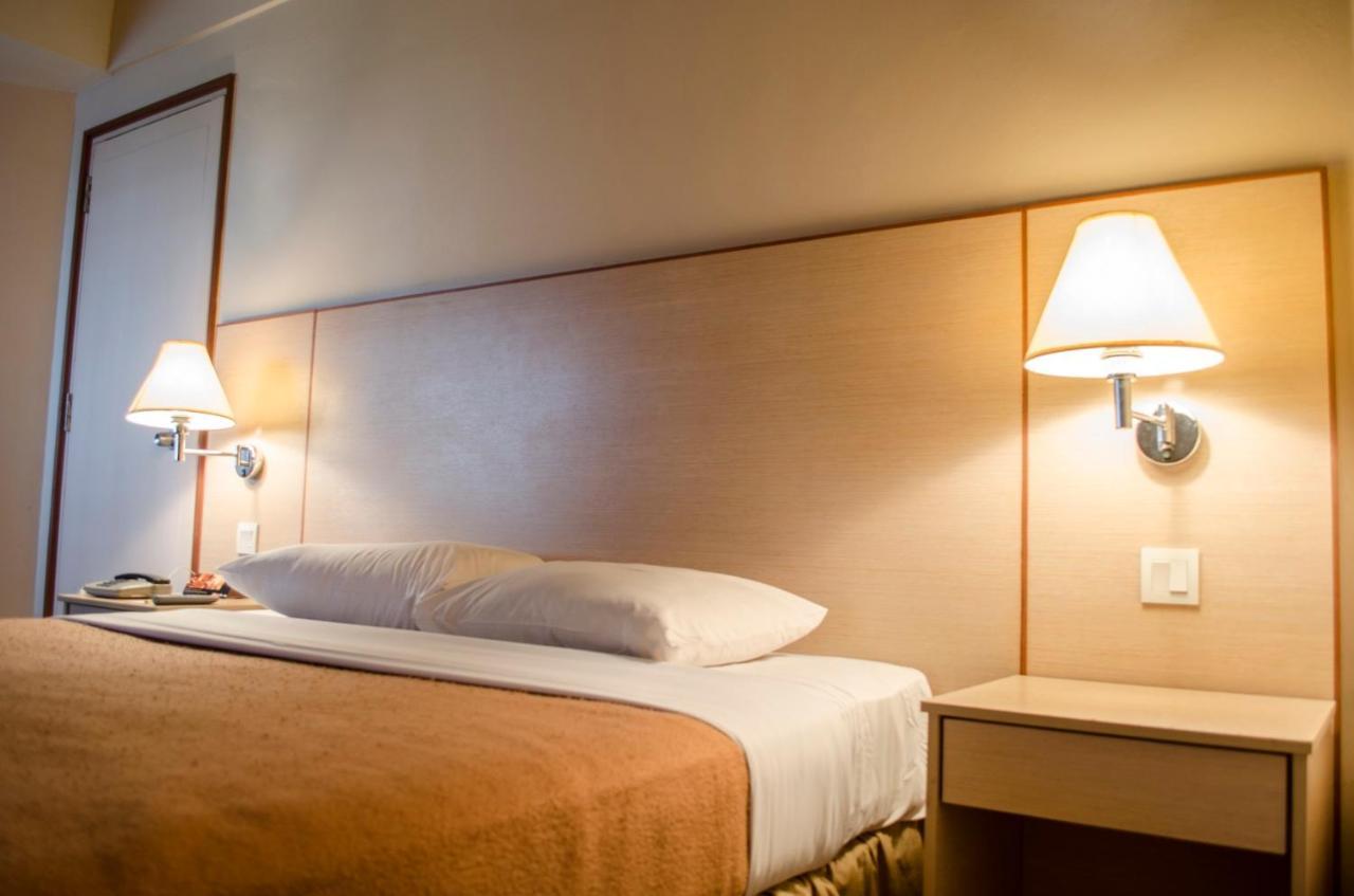 Plaza Grand Hotel Куала Лумпур Екстериор снимка