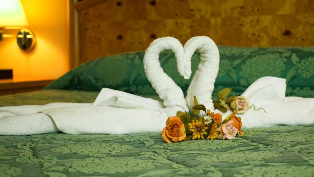 Plaza Grand Hotel Куала Лумпур Екстериор снимка
