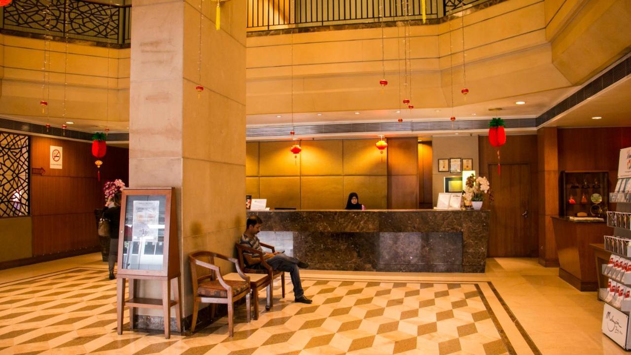 Plaza Grand Hotel Куала Лумпур Екстериор снимка