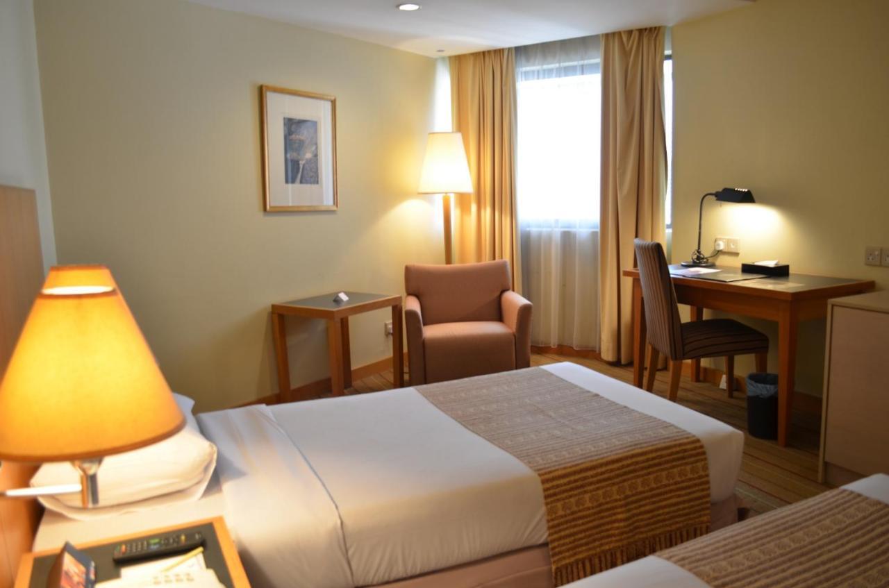 Plaza Grand Hotel Куала Лумпур Екстериор снимка