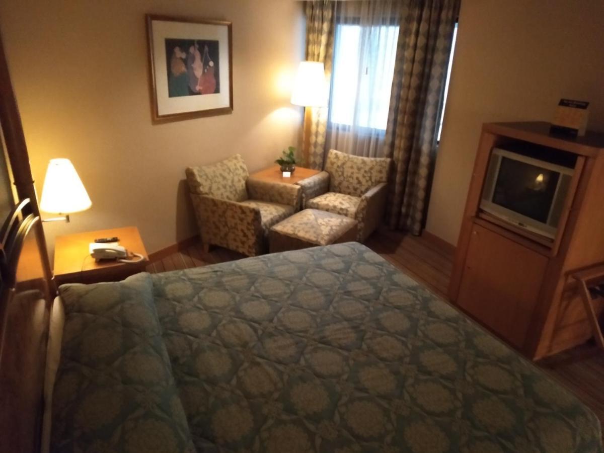 Plaza Grand Hotel Куала Лумпур Екстериор снимка