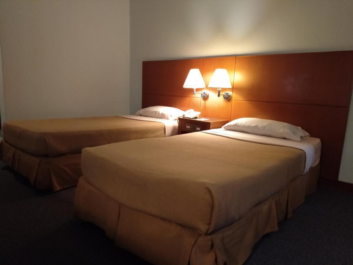 Plaza Grand Hotel Куала Лумпур Екстериор снимка